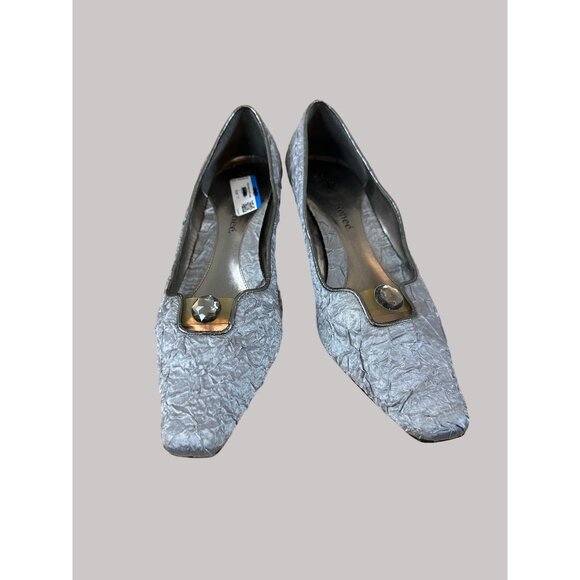 J. Renee Women's Silver Fabric Textured Heels Size 11 - Picture 3 of 14